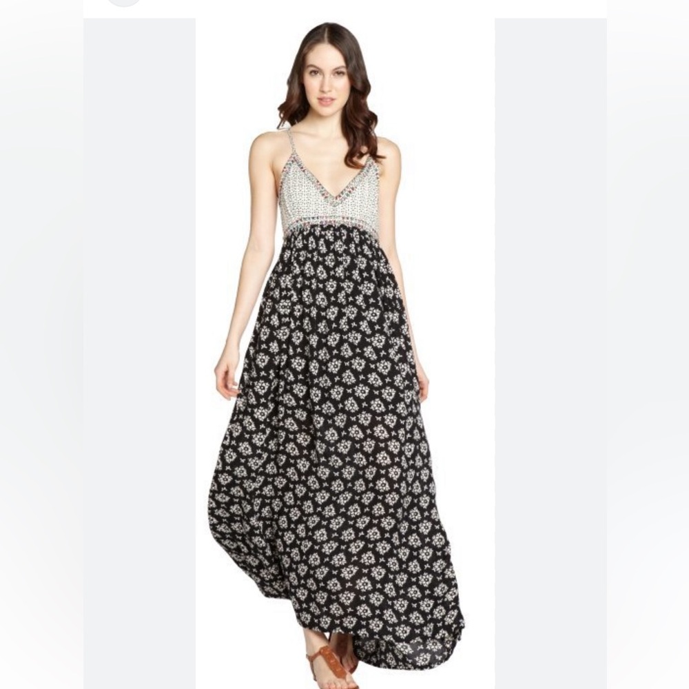 - Black and white floral spaghetti straps fun bohemian summer dress